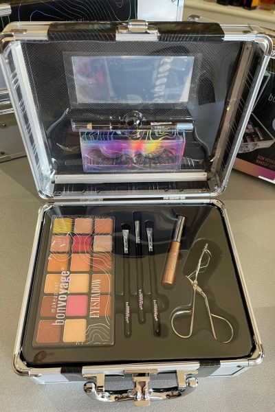 571766885_17966861066975594_8524635298014998349_n